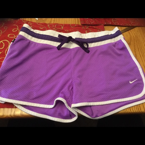 Nike Pants - Nike Purple And White athletic Mesh Short short Medium Pockets Drawstring